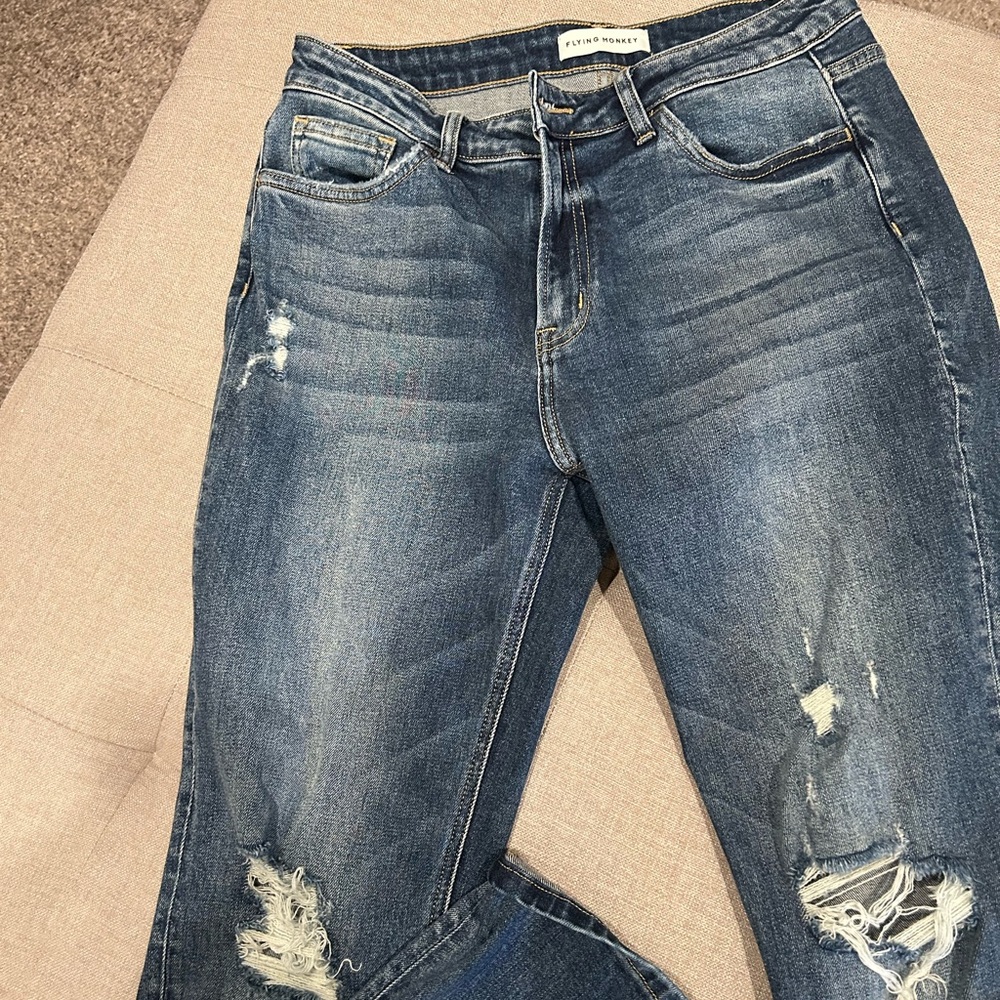 Ripped boyfriend jeans